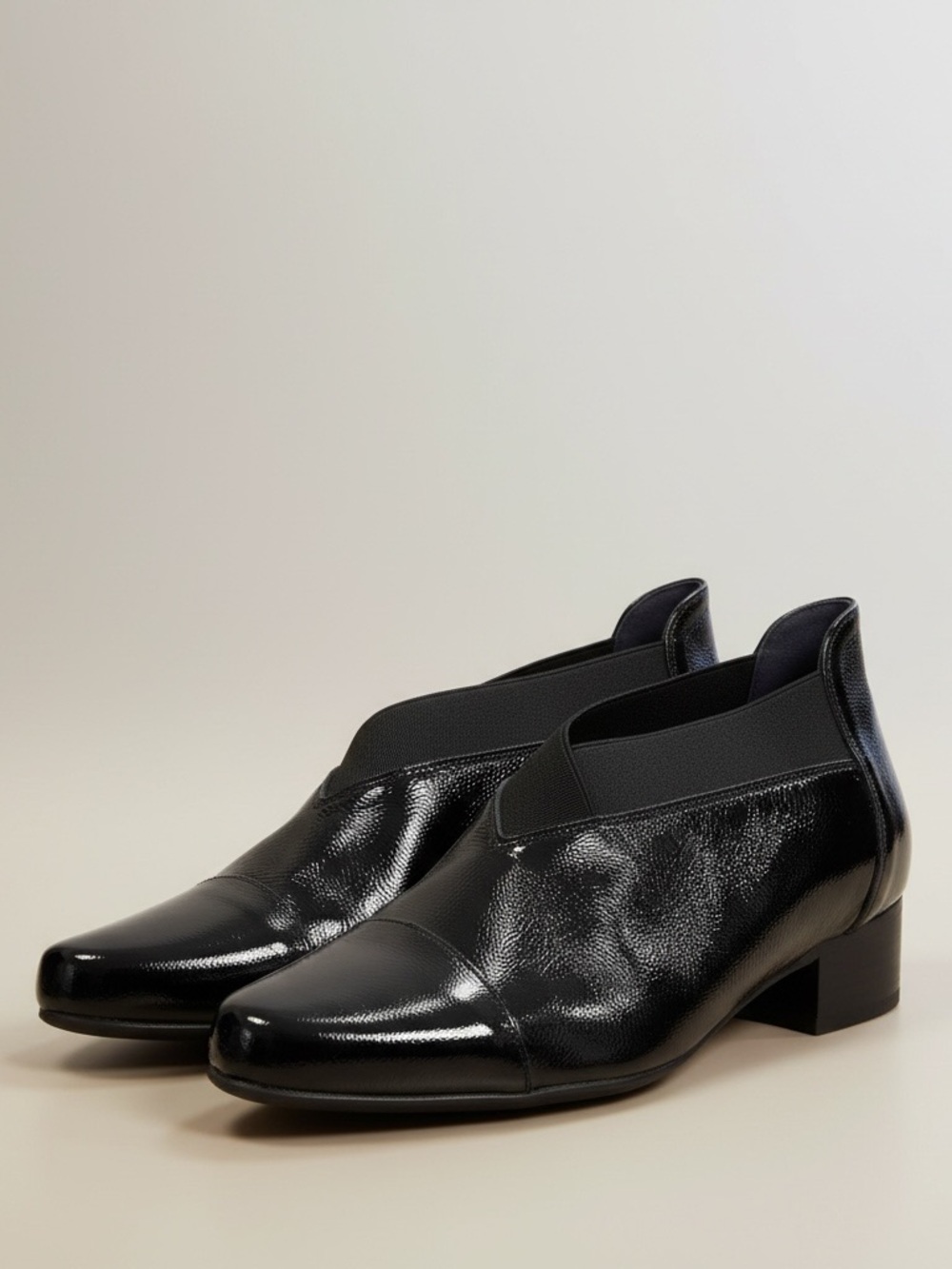 Women's Black Low Heel Slip-On Ankle Shoes